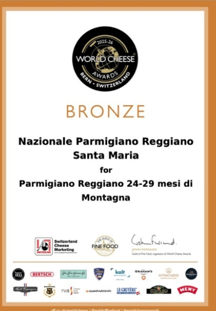 Parmigiano Reggiano DOP + 24 månader  - Prisbelönt Bergsprodukt